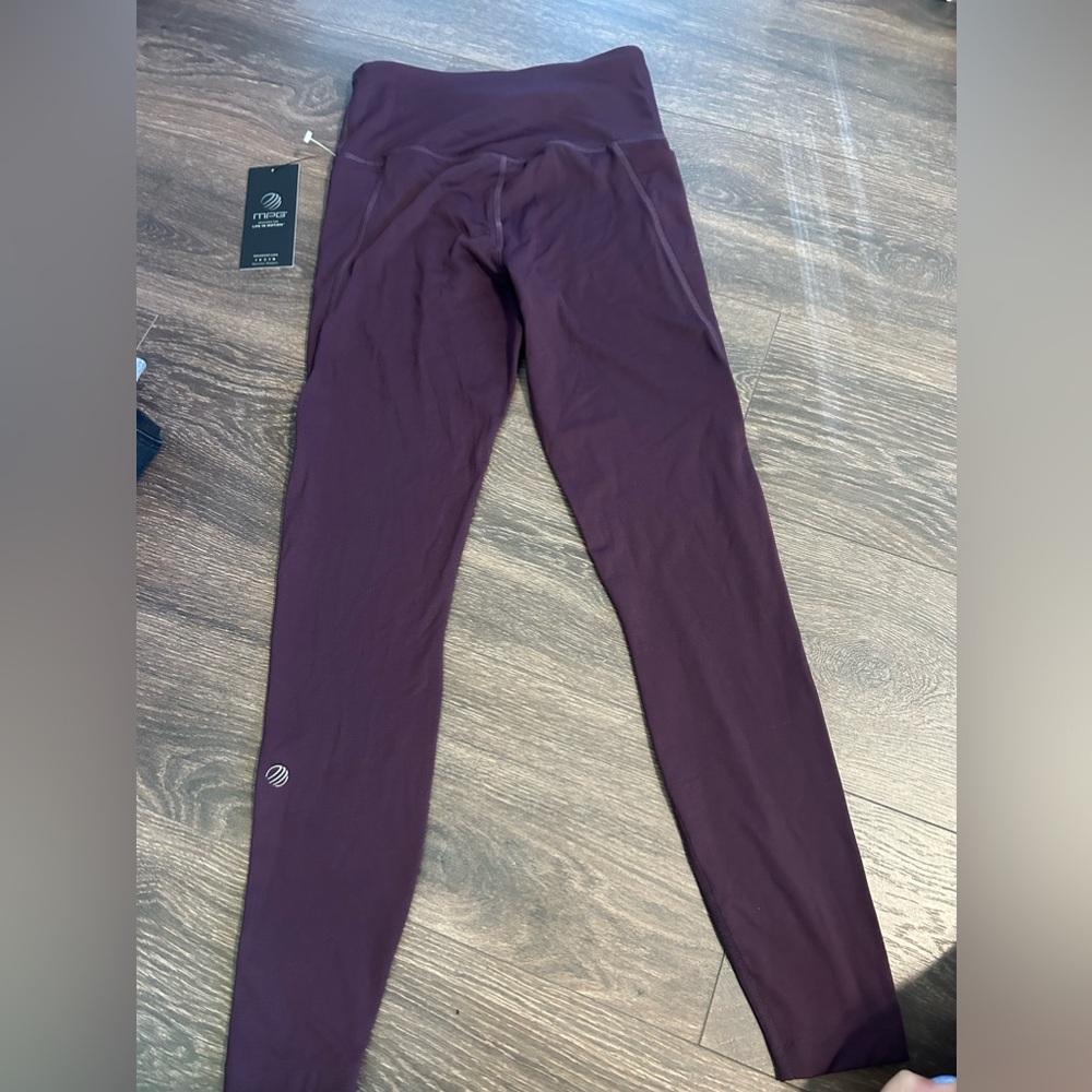 MPG Plum Athletic Leggings